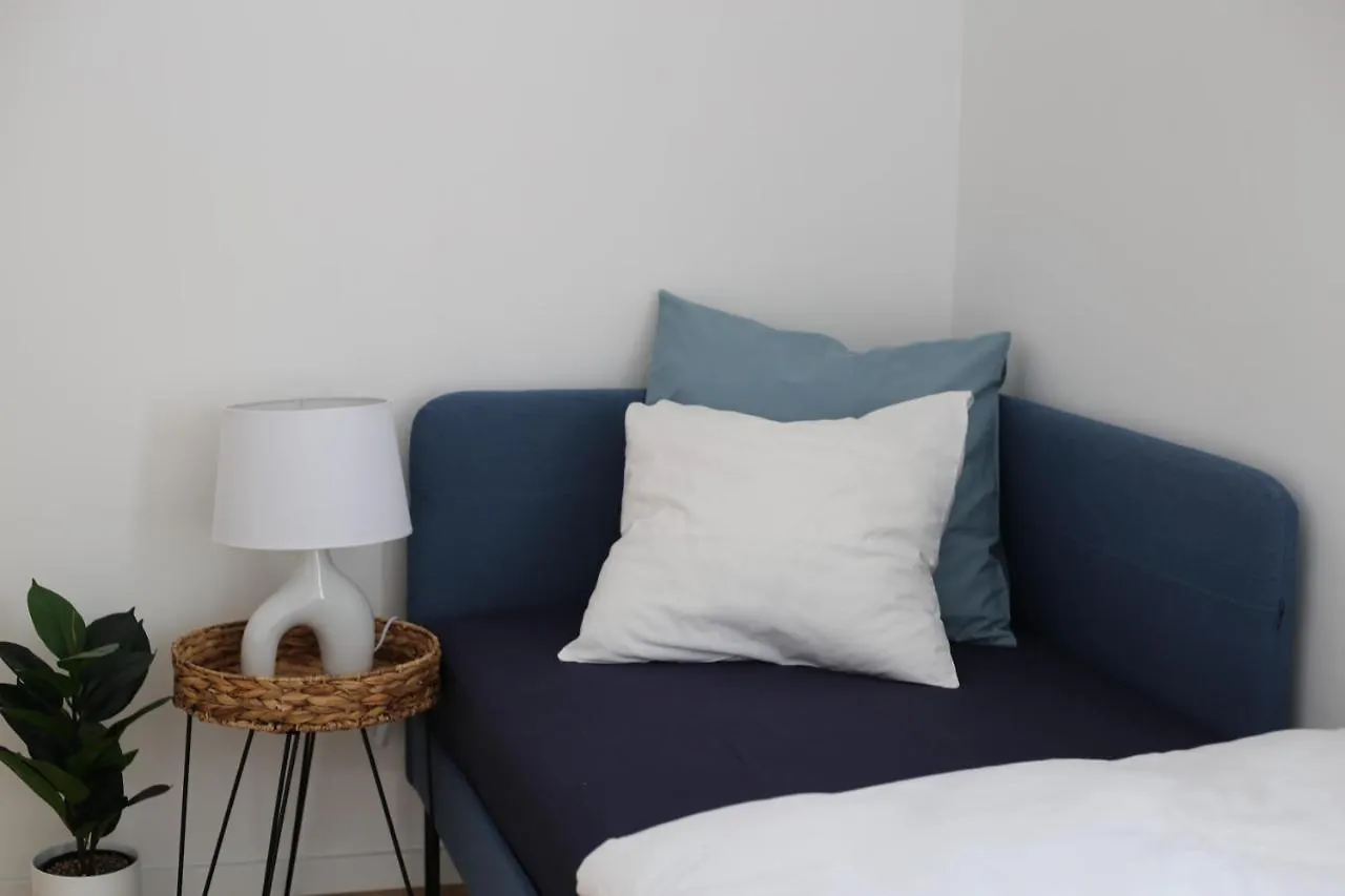 Mint Apartment Split